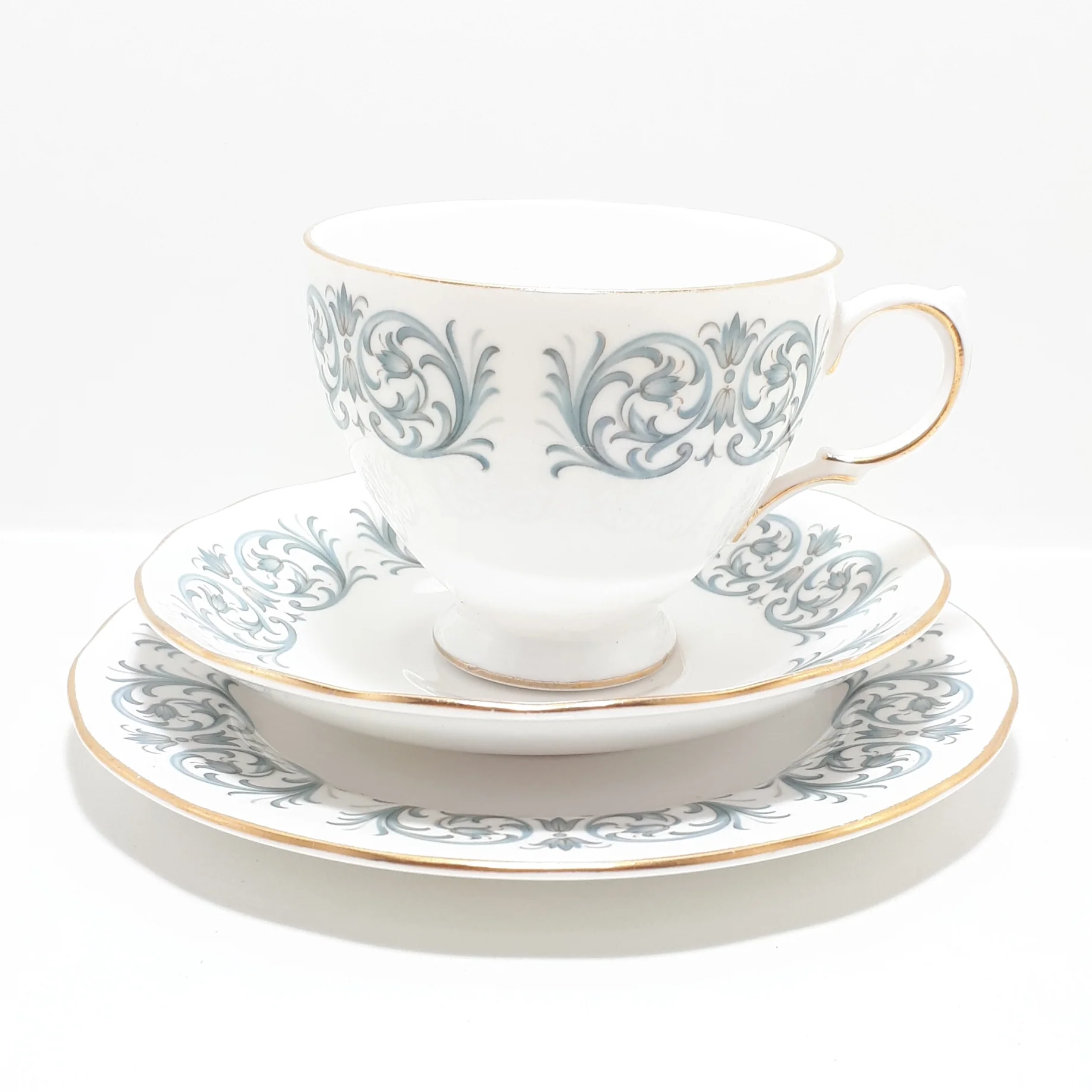 1959-1964 Fine Porcelain Queen Anne Tea Trio – Rococo Blue Scroll Pattern (8458) - Image 3