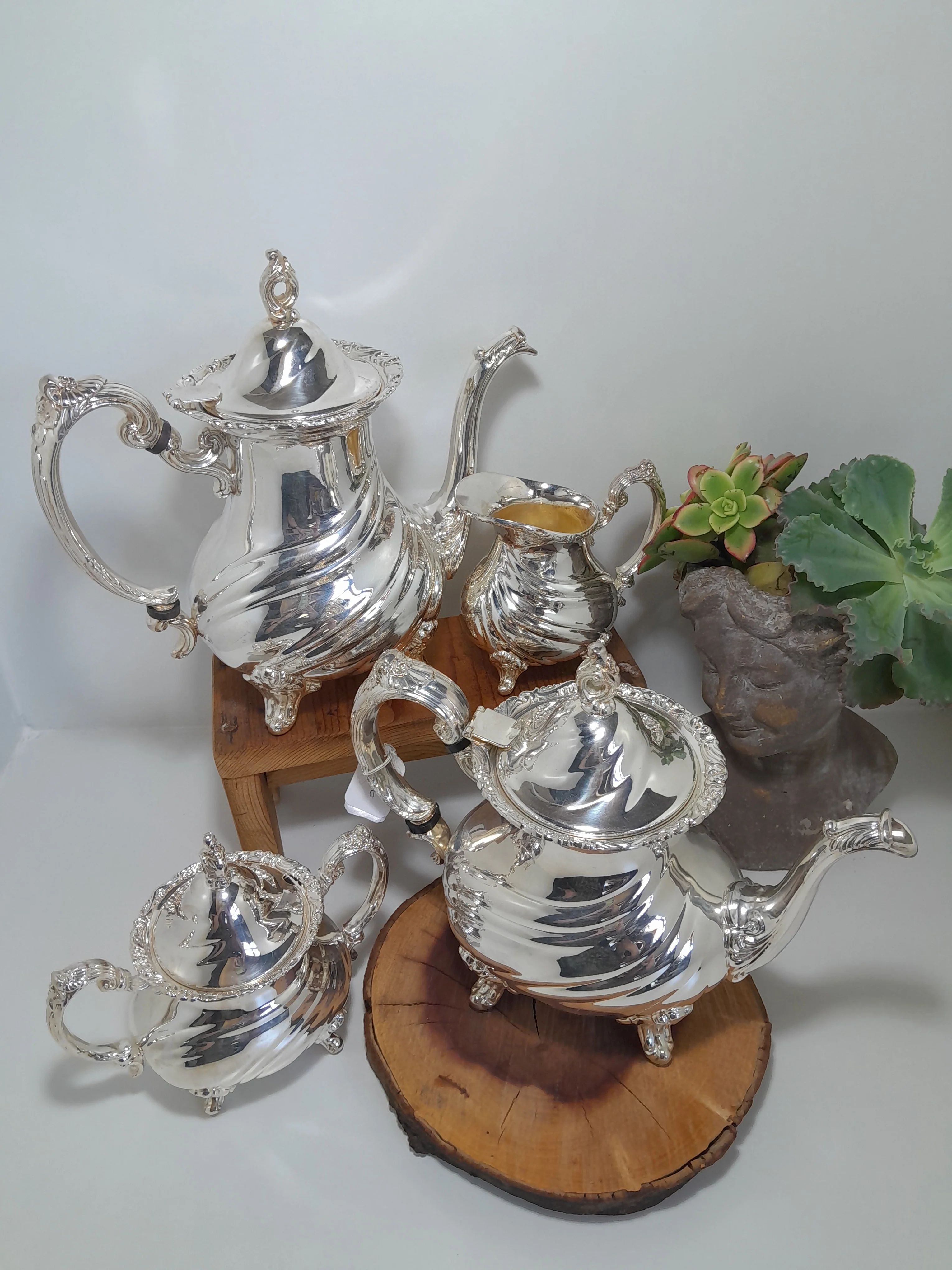 Beautiful Vintage 4 Piece Silver-Plated Tea & Coffee Set - Image 4