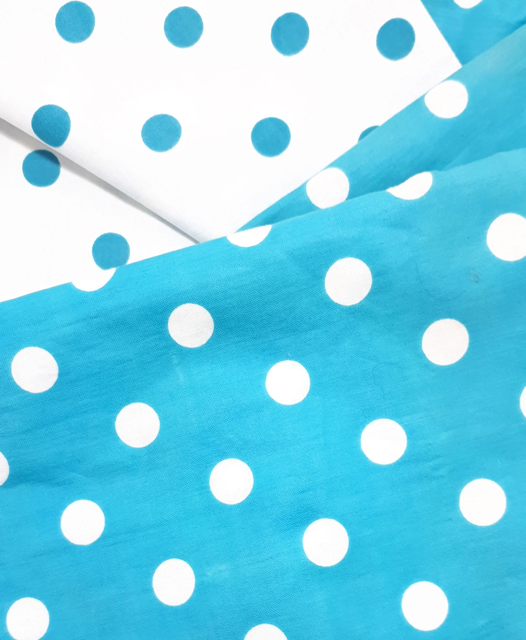 Contemporary Reversible Blue & White Polka Dot Table Runner With Raffia Tassels - Image 5