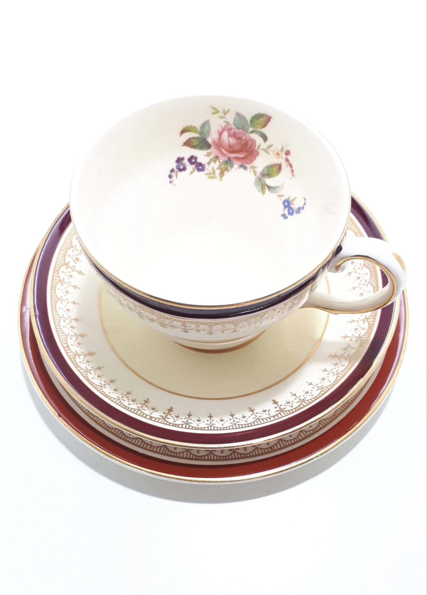 Antique Johnson Bros. Pareek Tea Trio – Cup, Saucer & Tea Plate - Image 6