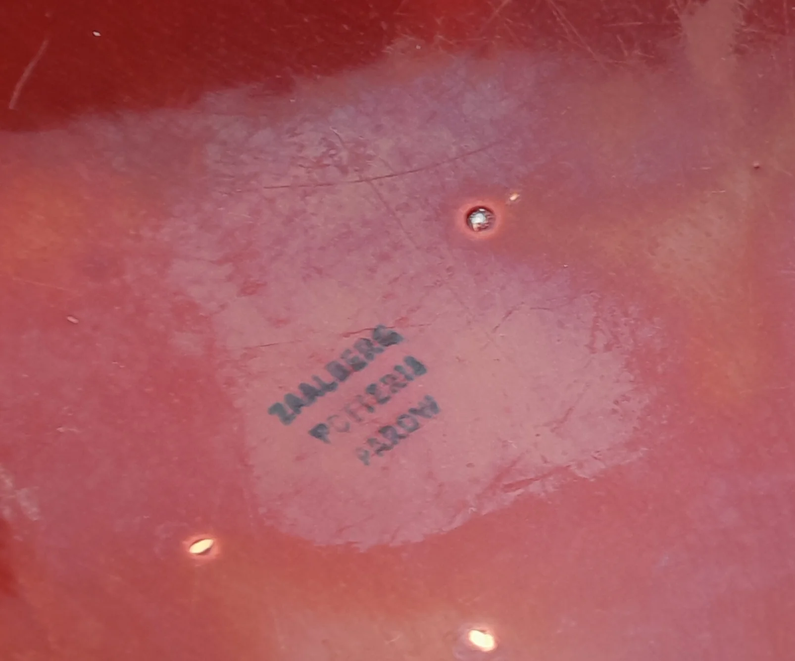 Large Oval Zaalberg Potterij Serving Bowl – Deep Burgundy - Image 5