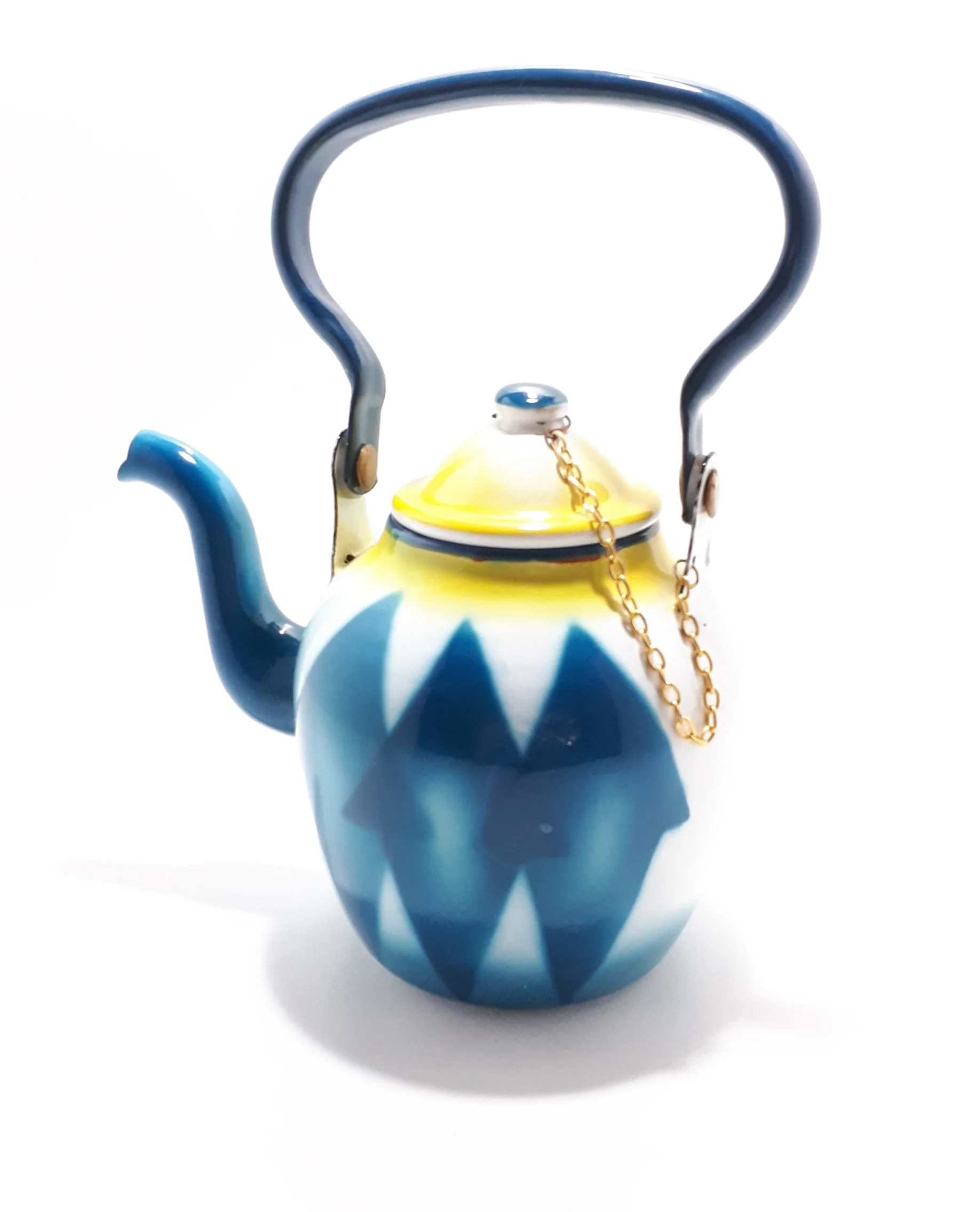 Quirky Little Garnet Enamel Tea Pot – 1 Litre Capacity - Image 4