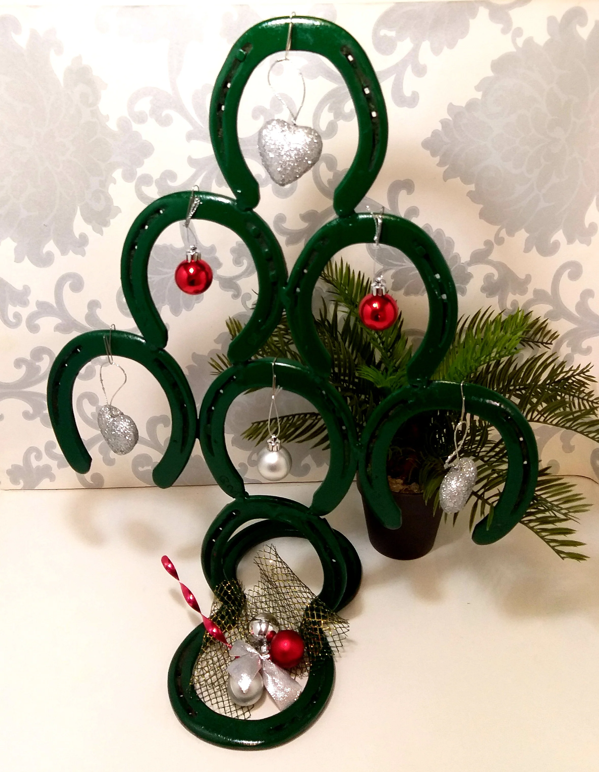 Small Re- And Up-Cycled Handmade Horseshoe Christmas Tree - Image 7