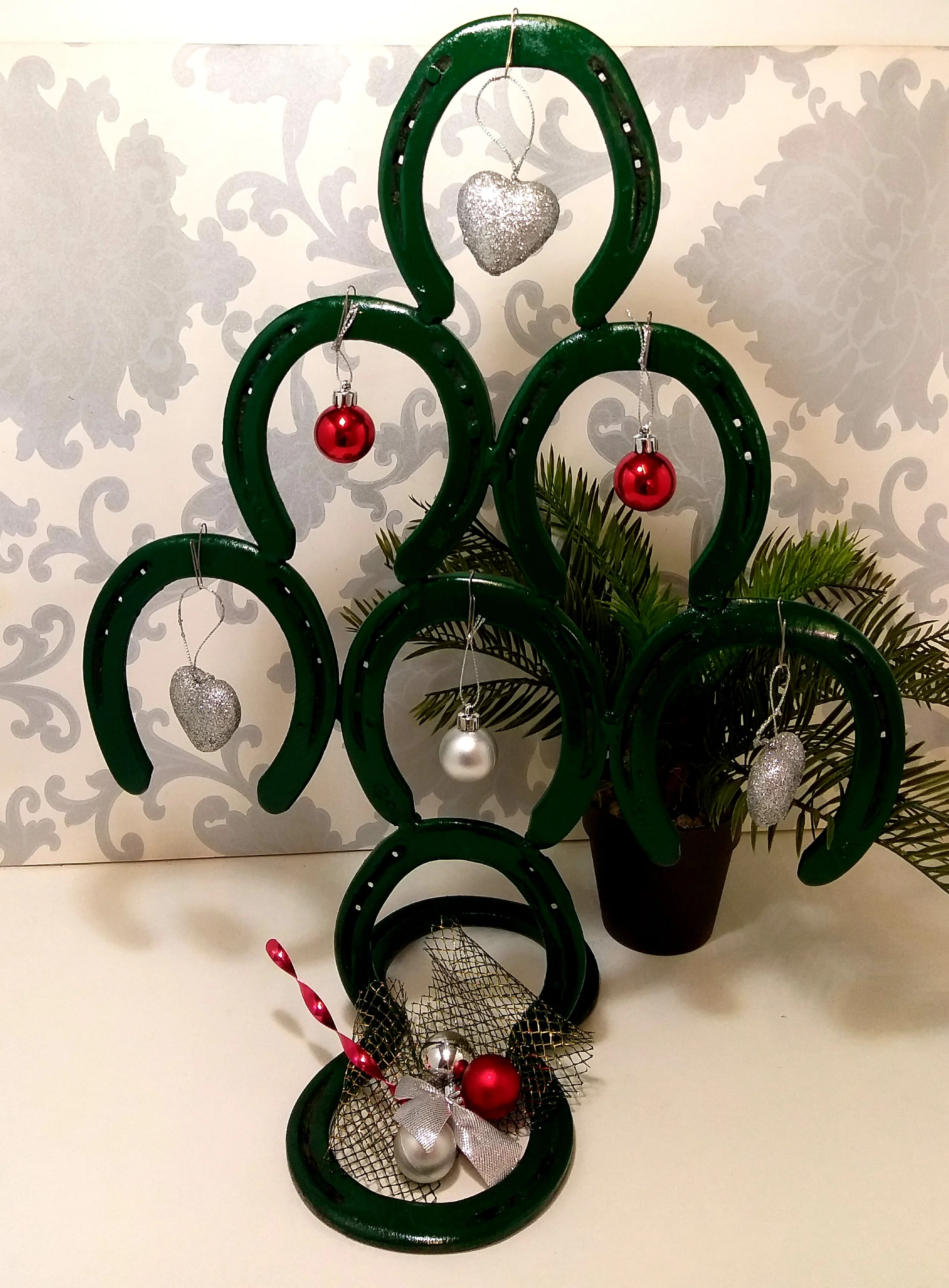 Small Re- And Up-Cycled Handmade Horseshoe Christmas Tree - Image 8