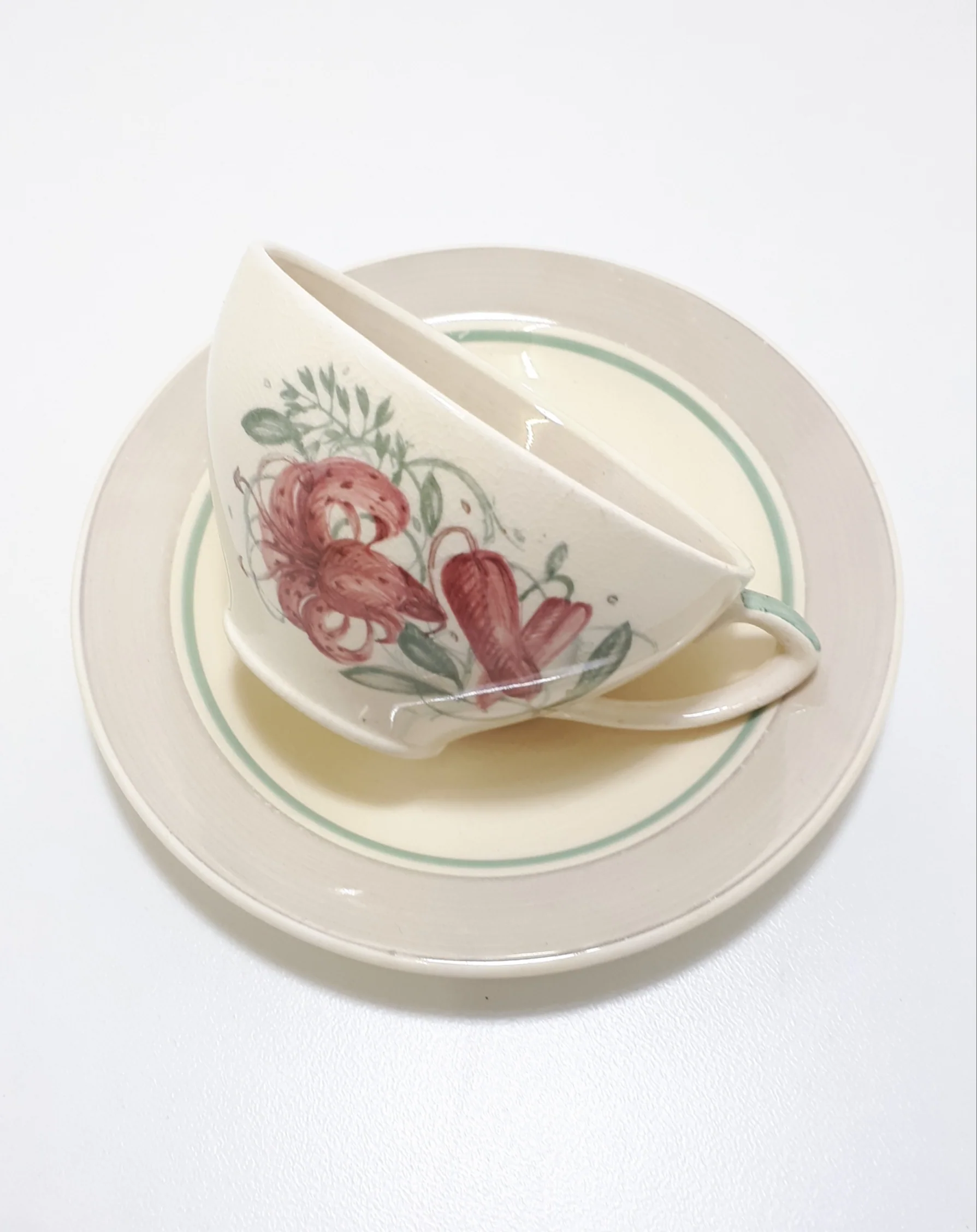 Susie Cooper Tea Duo (Cup & Saucer) –Tiger Lily Pattern - Image 3