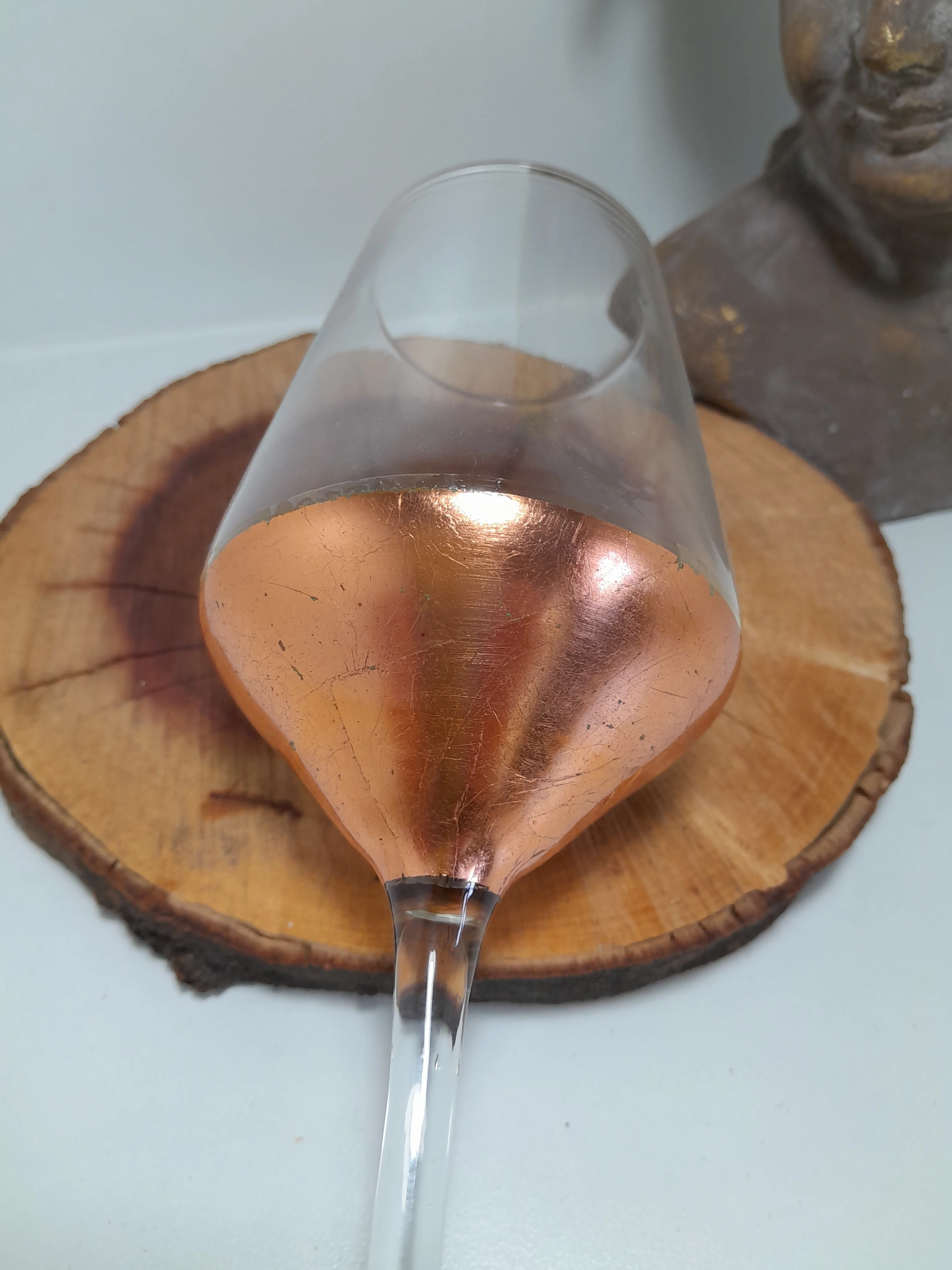 Tall Stemmed Wine Glass with Rose Gold - Image 4