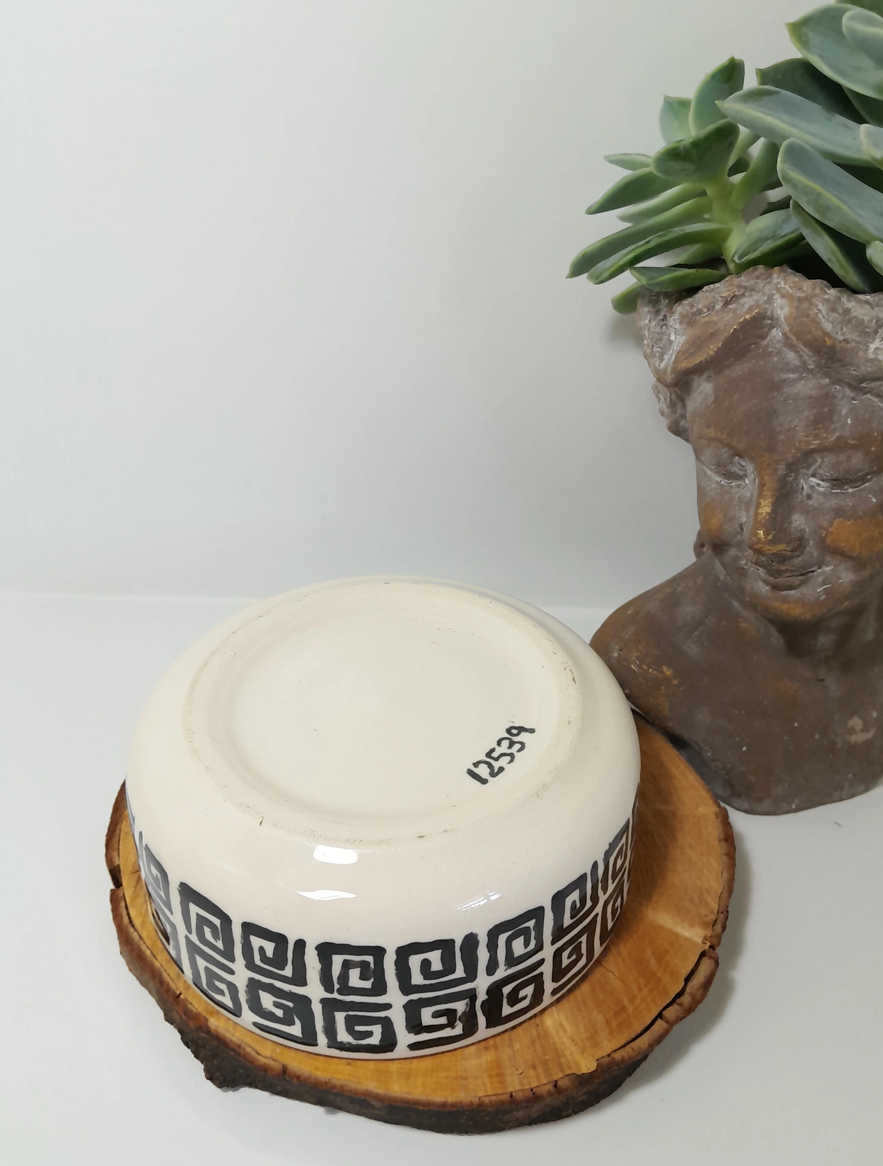 Versatile Handmade Ceramic Bowl – Cream & Black - Image 4