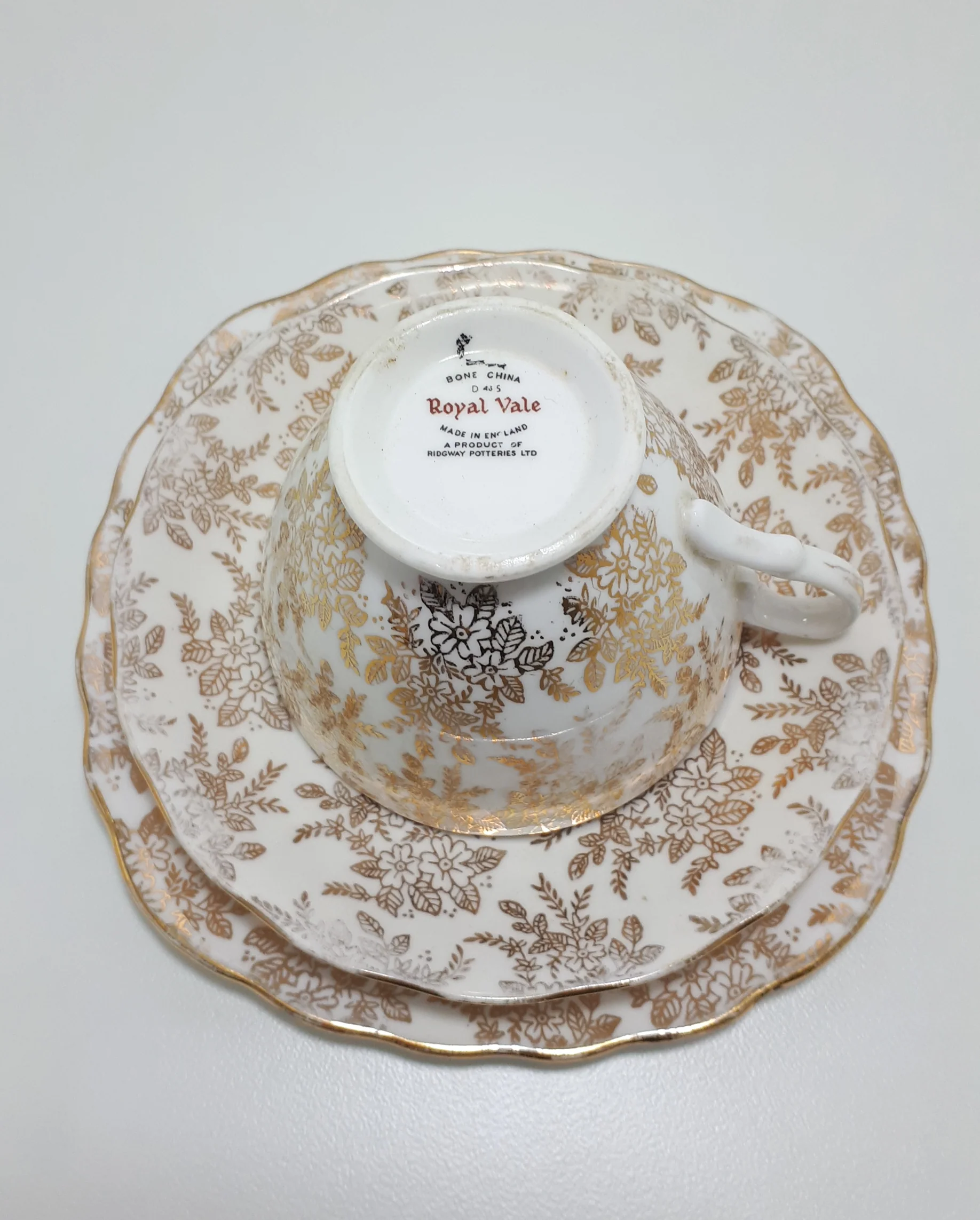 Vintage 1950-1960’s Royal Vale Gold Chintz Fine Porcelain Tea Trio - Image 3