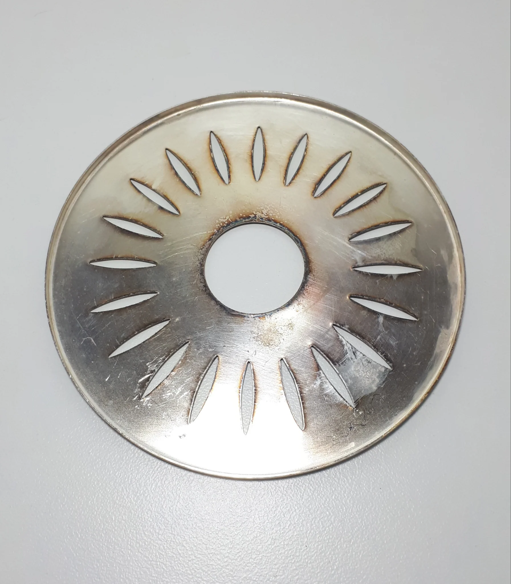 Vintage Pierced Silver Plated Tea Pot Trivet - Image 3