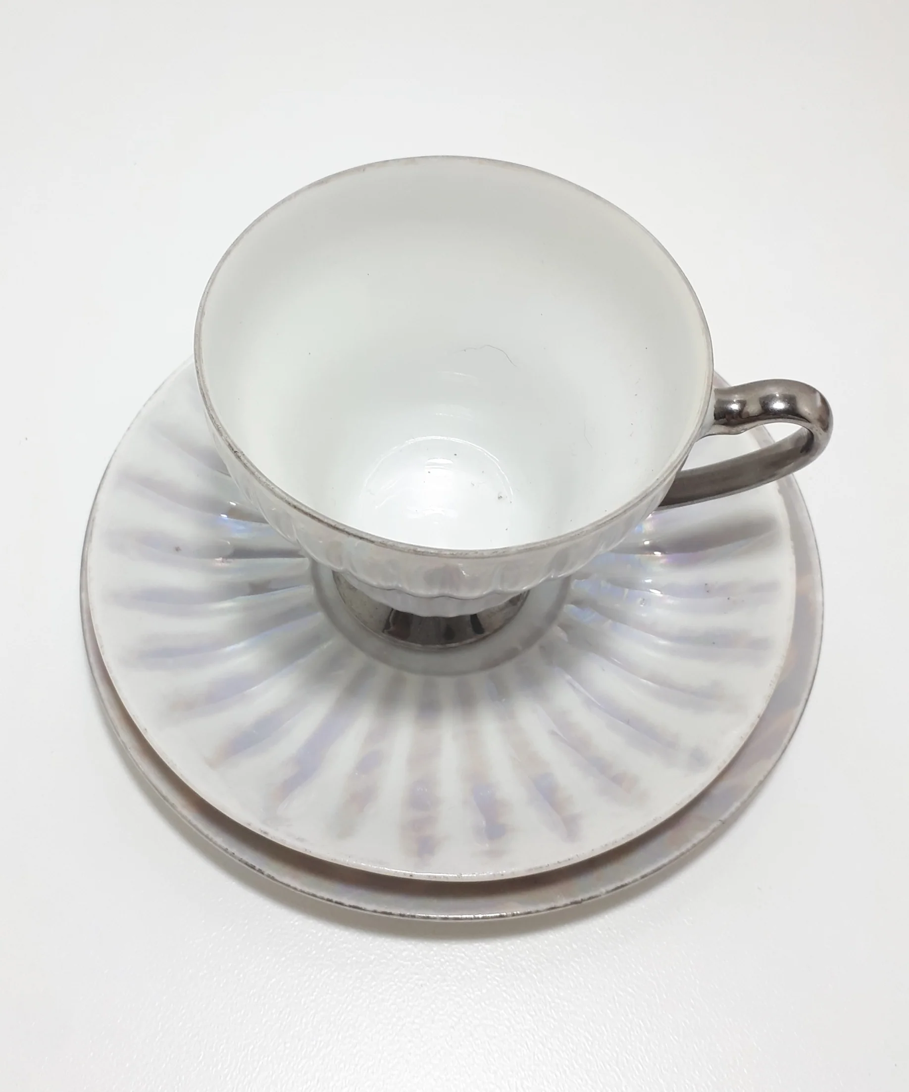 Vintage Unmarked Lustre Tea Trio – Cup, Saucer & Tea Plate - Image 10