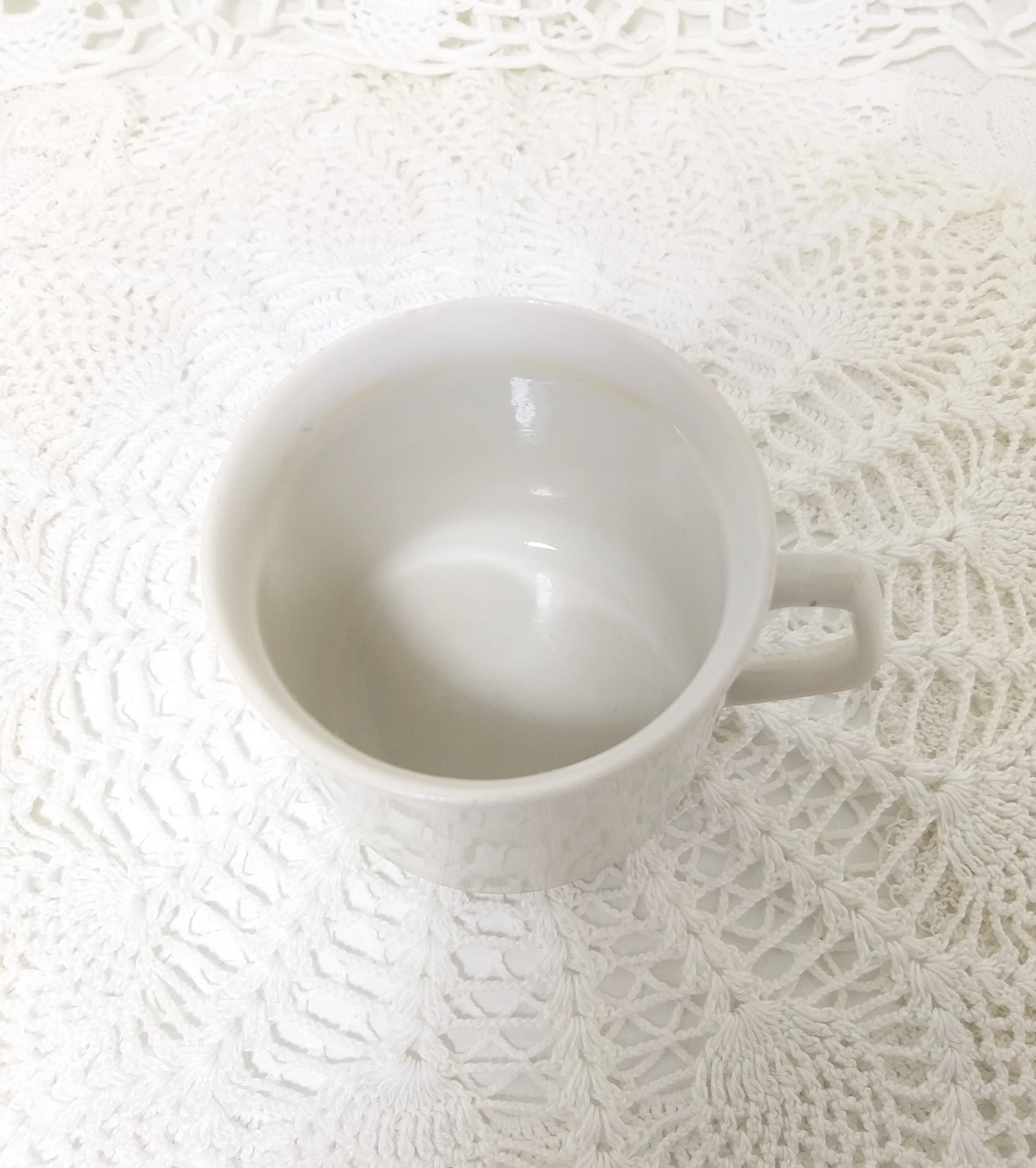 White Porcelain Constantia Coffee Mug - Image 4